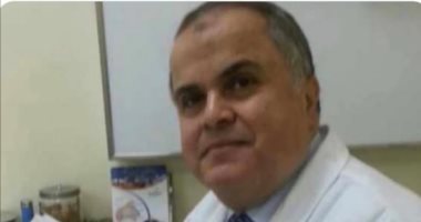 القوى العاملة تتابع مستحقات طبيب مصرى توفى بـ "كورونا" فى الكويت