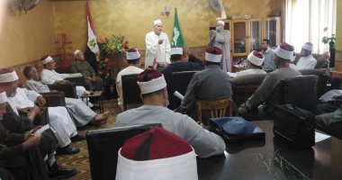 وكيل أوقاف الشرقية يجتمع بمديري الإدارات لمنع استغلال المساجد لدعاية المرشحين للبرلمان