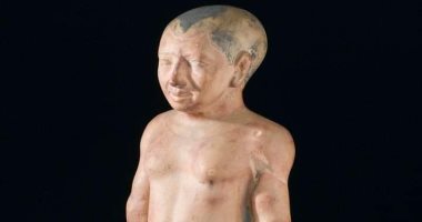 تعرف على قصة وتمثال الكاهن القزم "خنوم حتب" فى متحف التحرير 