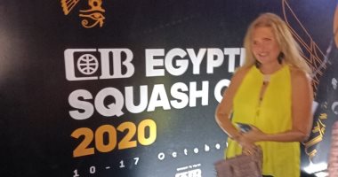 يسرا وأحمد حاتم أول الحاضرين لختام بطولة CIB مصر الدولية للاسكواش ..فيديو