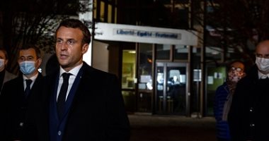 وزير داخلية فرنسا يطالب بإغلاق مسجد استنكر تصرف المعلم المذبوح