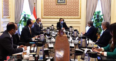 رئيس الوزراء يلتقى مسئولى مجموعة العربى لاستعراض خططهم التوسعية.. صور