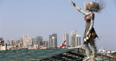 تمثال "عروس الثورة".. إبداع من رحم مأساة انفجار ميناء بيروت (صور)