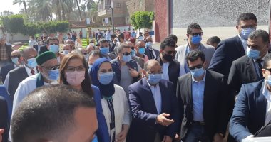 4 وزراء يفتتحون وحدة طب الأسرة بالشيخ زين الدين بسوهاج