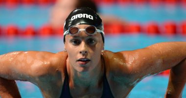 بطلة العالم للسباحة تهدد بالاعتزال حال إغلاق إيطاليا وتأجيل الأولمبياد