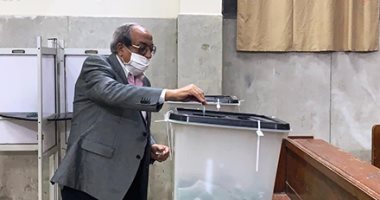 وزير الداخلية الأسبق من أمام صندوق الانتخابات: مشهد مشرف لمصر القادرة على مواجهة كل المؤامرات