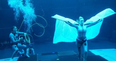 كيت وينسلت تحت الماء في أول صورة لها من كواليس فيلم Avatar 2
