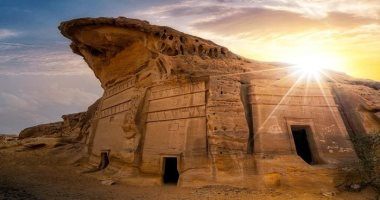 "العلا" مدينة تراثية سعودية تعيد إحياء الحرف اليدوية القديمة.. صور