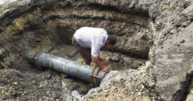 "مياه القليوبية" تنتهى من إصلاح انفجار خط مياه بشارع خدمة اجتماعية ببنها