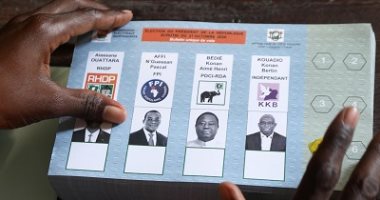 أبناء ساحل العاج يلقون بأصواتهم لانتخاب رئيس