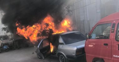 صور.. حريق يلتهم سيارة ملاكى بشارع البحر الرئيسى فى طنطا