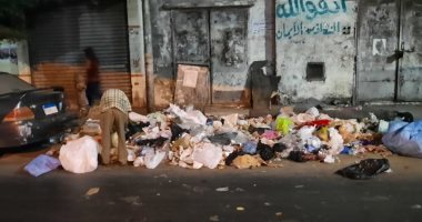 الاستجابة لشكوى انتشار قمامة بشارع مصطفى كامل في باكوس بالإسكندرية