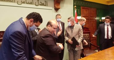 وزير العدل يوقع بروتوكول تطوير مجمع محاكم أحمد عرابى بالإسكندرية