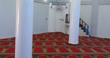 شاهد اللمسات النهائية على 3 مساجد جديدة تفتتحها "أوقاف الأقصر" اليوم.. صور