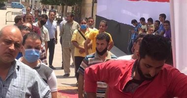إقبال كبير من الناخبين على لجان انتخابات مجلس النواب بمدينة السلام.. صور