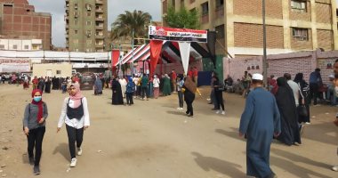 تزايد إقبال الناخبين فى دار السلام والبساتين.. والسيدات يتصدرن المشهد.. صور