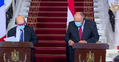 وزير خارجية فرنسا من القاهرة: نحترم الإسلام وبلادنا تحارب الإرهاب والتطرف