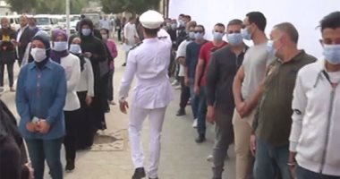 فيديو.. طوابير الناخبين أمام لجنة هدى شعراوى في منطقة السلام