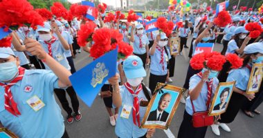 مهرجانات ومسيرات وعروض فى احتفالات كمبوديا بعيد الاستقلال الـ 67 (صور)