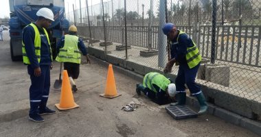 انتشار معدات القابضة للمياه فى شوارع القاهرة والجيزة للتعامل الفورى مع الأمطار