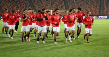 مسحة كورونا للاعبي منتخب مصر اليوم قبل مواجهة توجو بمراقبة "كاف"