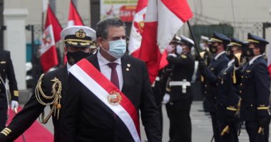 رئيس بيرو الأسبق يصف ميرينو المستقيل بالديكتاتور