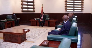 رئيس الوزراء السودانى يدعو إلى وقف النزاع فى إثيوبيا وتجنب الحرب 