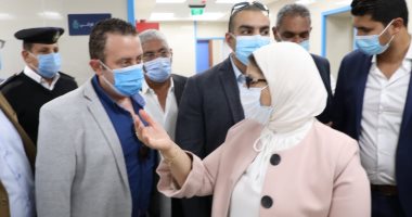 وزيرة الصحة تصل محافظة جنوب سيناء لتفقد عدد من المنشآت الطبية