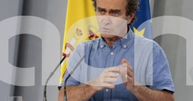 أزمة جديدة بإسبانيا.. الأطباء يطلبون فصل رئيس الطوارئ لعجزه عن إدارة جائحة كورونا