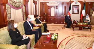وزير الخارجية يعرب عن تقديره لدعم الكويت لاقتصاد مصر خلال السنوات الأخيرة