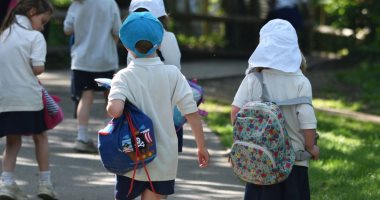 علماء أكسفورد: العودة إلى المدرسة ساعدت فى تحسين الصحة العقلية للأطفال