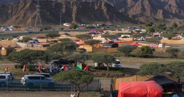 الإمارات تمنع إقامة المخيمات والكرفانات فى الفجيرة بسبب كورونا