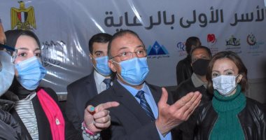 محافظ الإسكندرية : 37 ألف عبوة غذائية توفرها القافلة للأسر الأكثر إحتياجا بالإسكندرية 