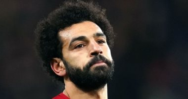 محمد صلاح ينعي مارادونا: اختفت أسطورة عالم كرة القدم مبكرًا