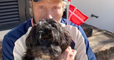 مادس ميكلسن يحتفل بعيد ميلاده الـ 55 بصحبة كلبه "ميسى": أفضل صديق