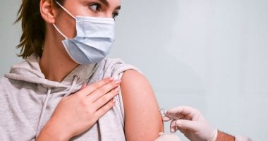 إدعاءات وشائعات.. لقاح الأنفلونزا يسبب نتيجة إيجابية لاختبار كورونا