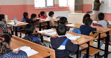 93 % من مدرسي تركيا يؤكدون فقدان التعليم صفته كمهنة محترمة في ظل كورونا
