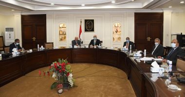 وزير الإسكان: تنفيذ 16 مشروع مياه وصرف داخل محافظة بورسعيد 
