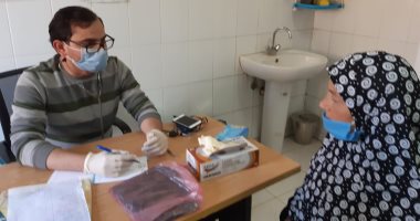 الكشف على 200 من أهالى قرية كفر القريبين بقافلة طبية مجانية لجامعة المنوفية