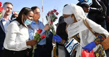 يسرائيل هيوم تكشف اتفاق وزير الهجرة الإسرائيلى على تهجير 2000 يهودى أثيوبى