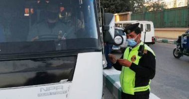 محافظ الشرقية يؤكد تغريم 58 سائقا لعدم الالتزام بارتداء الكمامة