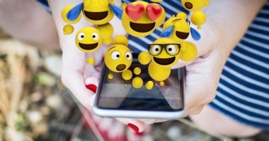 ميزة Emoji Kitchen من جوجل تضيف أكثر من 14000 "إيموشن" جديد