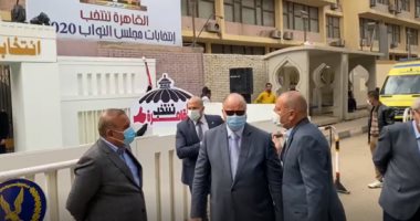 محافظ القاهرة يتفقد لجنة الجامعة العمالية بجولة إعادة انتخابات النواب