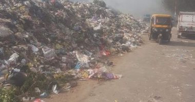 نائب رئيس مدينة تلا يستجيب لشكوى انتشار القمامة بقرية صفط جدام في المنوفية