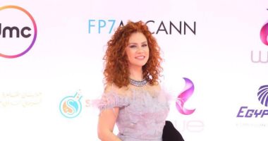 لينا شاماميان تحيي حفل ختام مهرجان القاهرة السينمائي