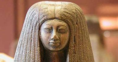 ضمن المومياوات الملكية.. شاهدأكبر تمثال للملكة تى داخل المتحف المصرى..فيديو