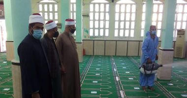 الأوقاف تطلق حملة لتعقيم ونظافة المساجد استعدادا لصلاة الجمعة.. صور 