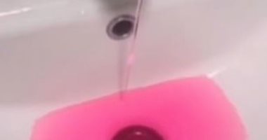 حيرت الناس.. تغير لون مياه الشرب إلى الوردى فى مدينة صينية.. فيديو وصور