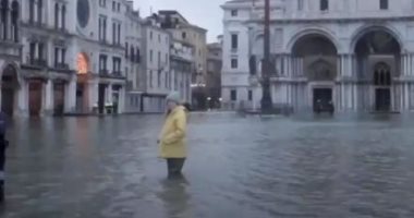 غرق البندقية بالأمطار وفشل نظام حاجز الفيضانات فى التعامل مع المياه.. فيديو