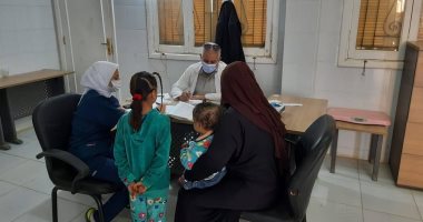 صحة الوادى الجديد: تنظيم قافلة طبية مجانية لمنطقة أبو منقار بالفرافرة